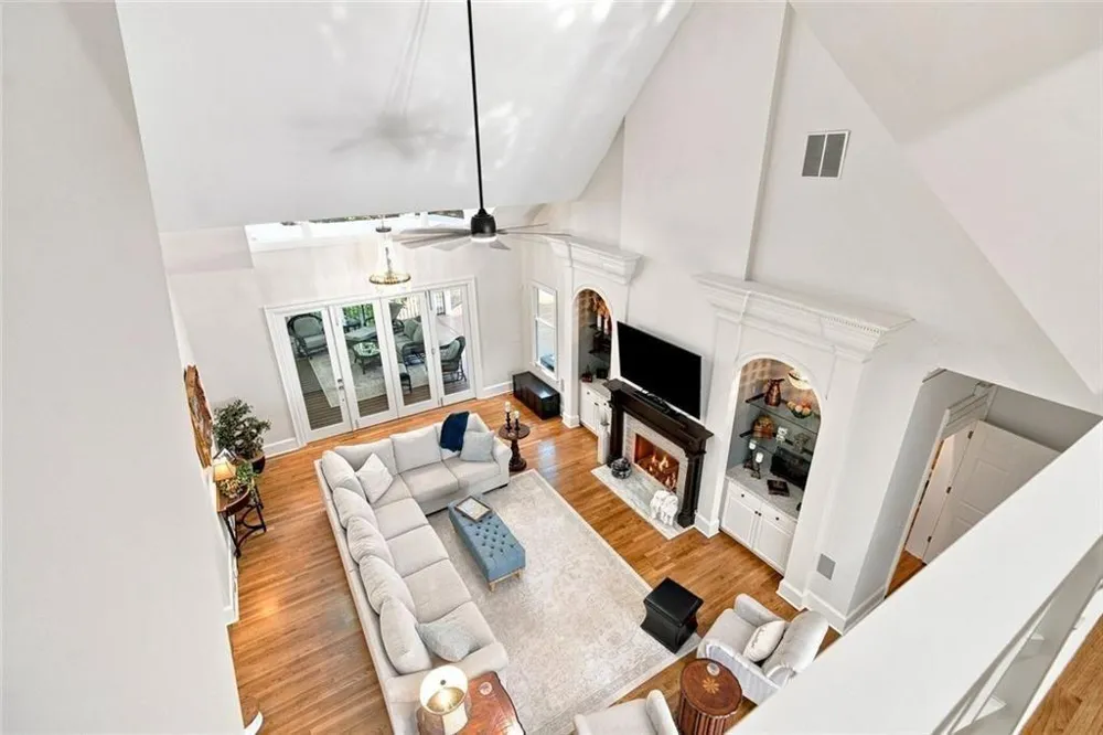 7560 Bridgegate Court Sandy Springs, GA 30350