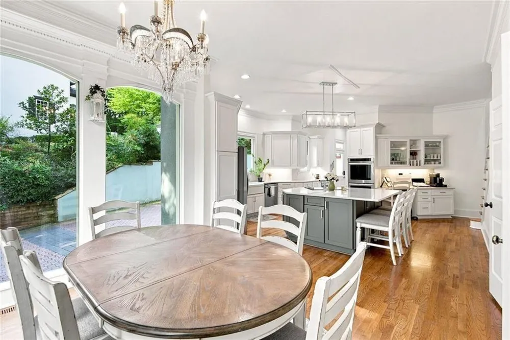 7560 Bridgegate Court Sandy Springs, GA 30350