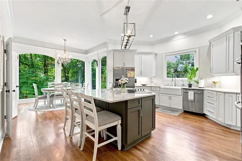7560 Bridgegate Court Sandy Springs, GA 30350