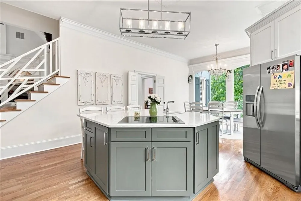 7560 Bridgegate Court Sandy Springs, GA 30350