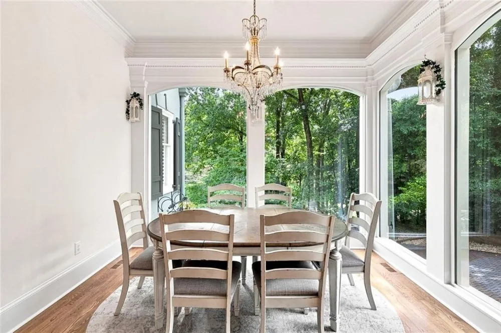 7560 Bridgegate Court Sandy Springs, GA 30350