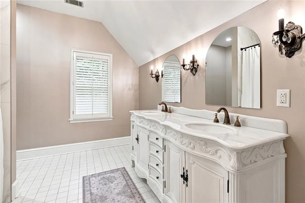 7560 Bridgegate Court Sandy Springs, GA 30350