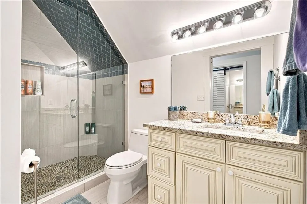 7560 Bridgegate Court Sandy Springs, GA 30350