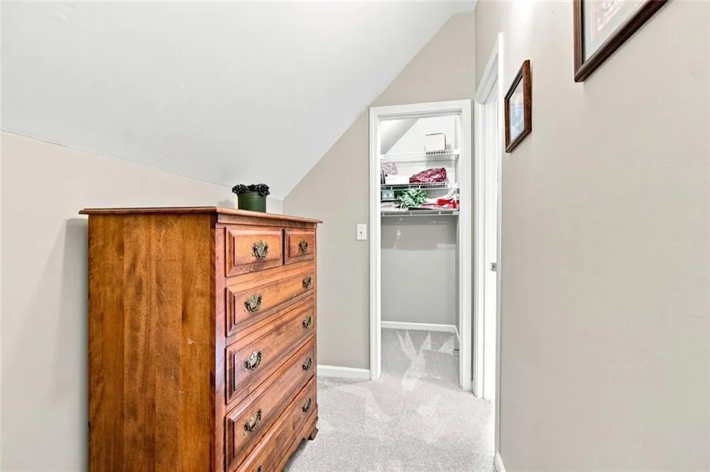 7560 Bridgegate Court Sandy Springs, GA 30350