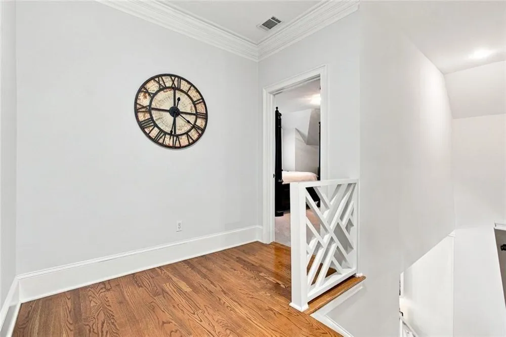 7560 Bridgegate Court Sandy Springs, GA 30350