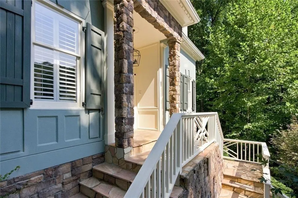 7560 Bridgegate Court Sandy Springs, GA 30350