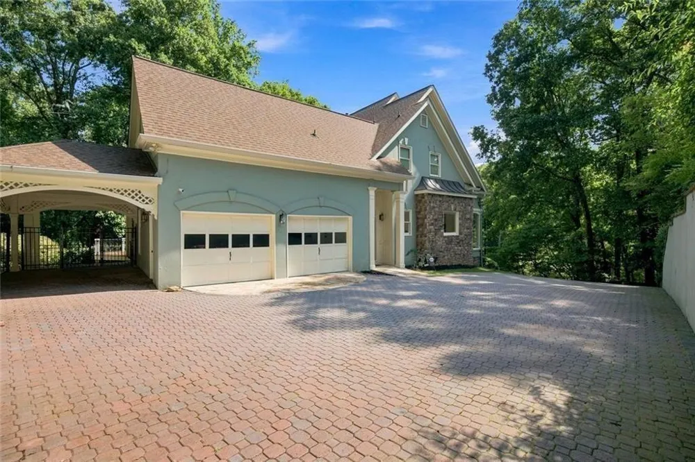 7560 Bridgegate Court Sandy Springs, GA 30350