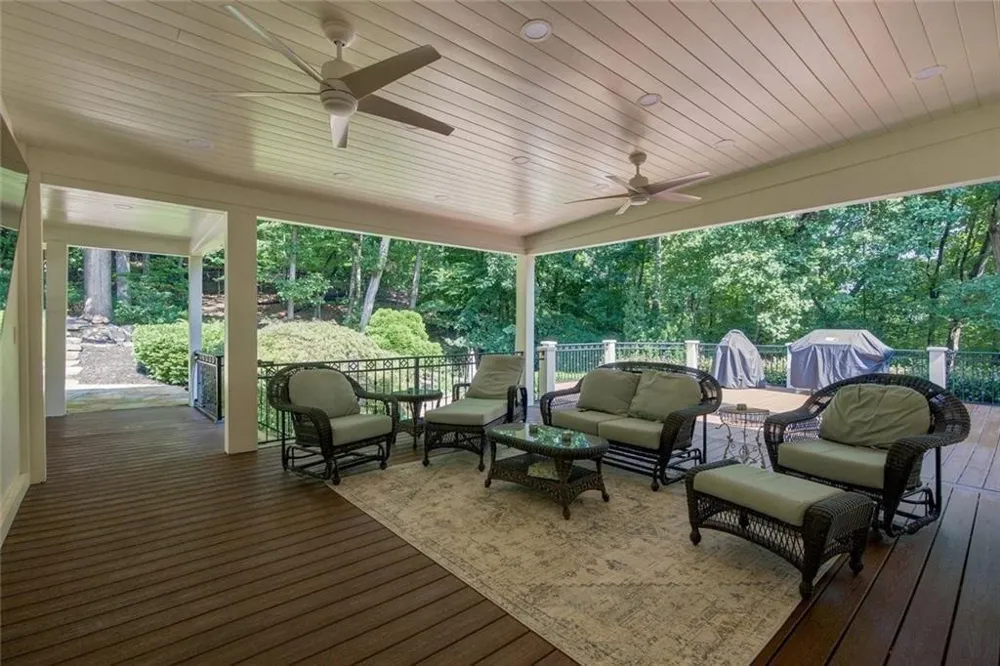 7560 Bridgegate Court Sandy Springs, GA 30350