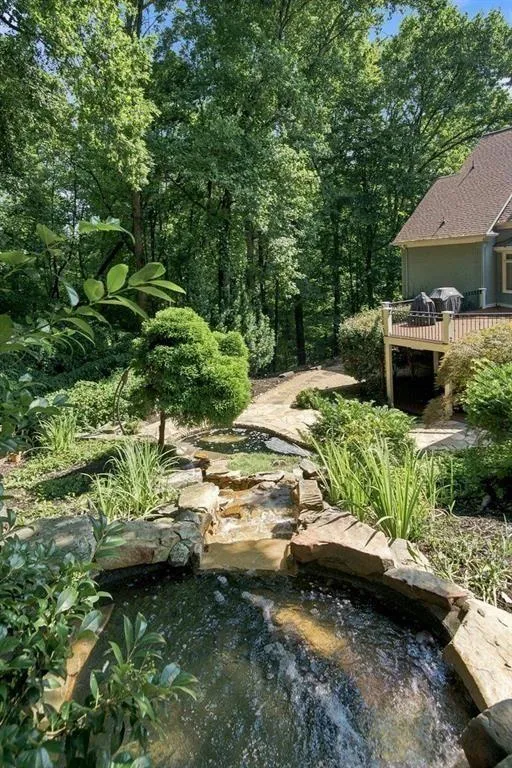 7560 Bridgegate Court Sandy Springs, GA 30350