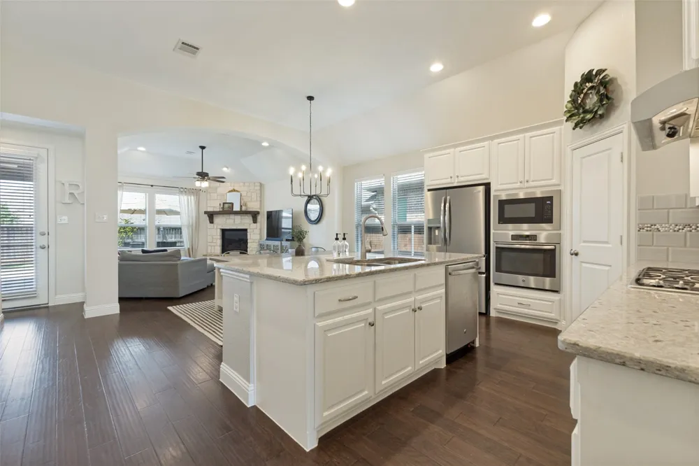 2124 Bishop Barrel Lane St Paul, TX 75098