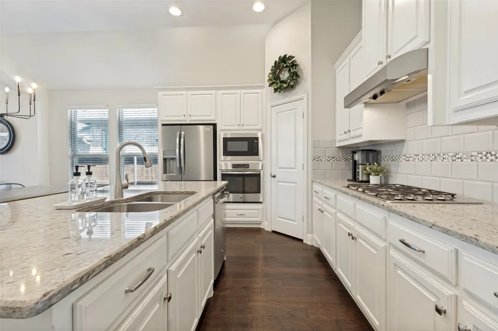 2124 Bishop Barrel Lane St Paul, TX 75098