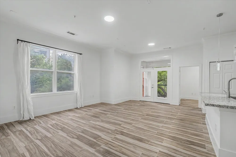 300 St Joseph Parkway #124 Houston, TX 77002