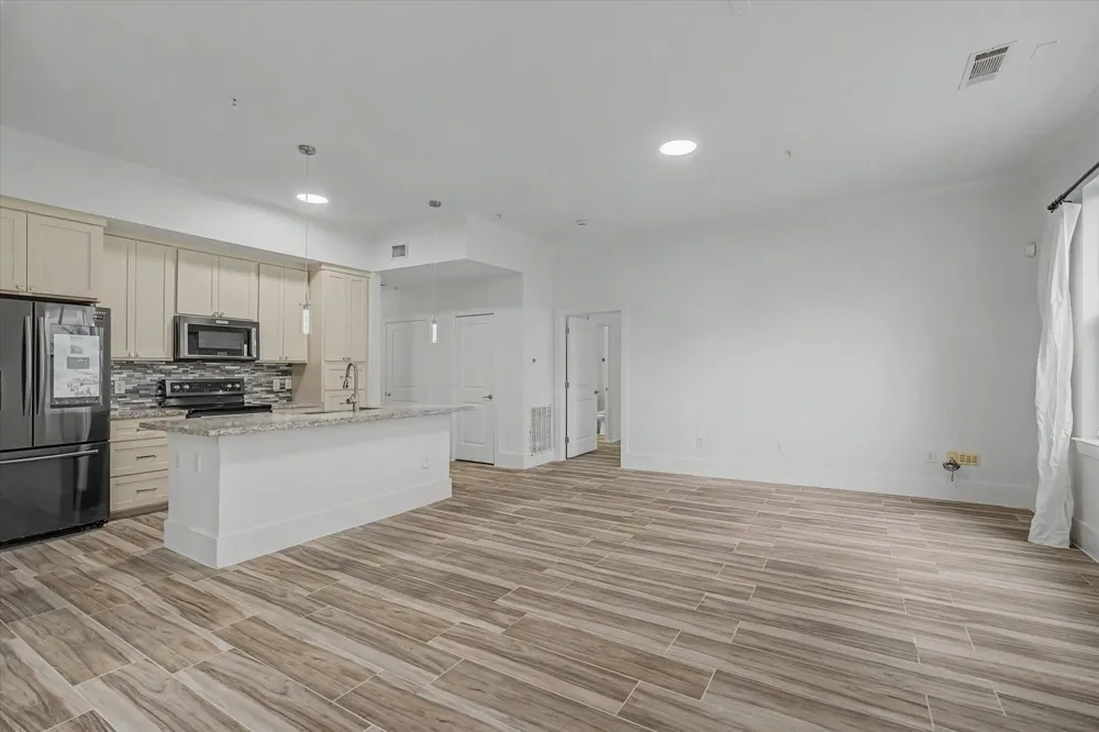 300 St Joseph Parkway #124 Houston, TX 77002