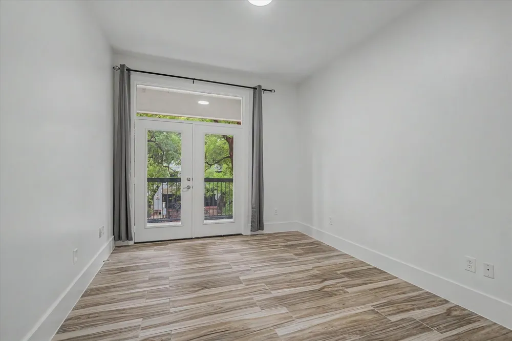 300 St Joseph Parkway #124 Houston, TX 77002