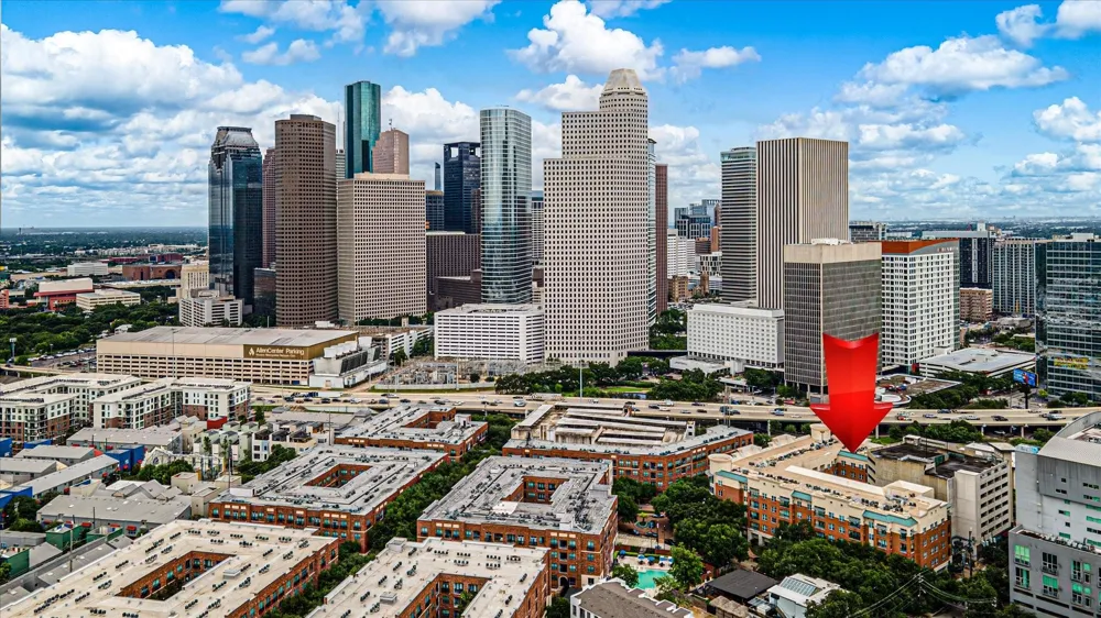 300 St Joseph Parkway #124 Houston, TX 77002