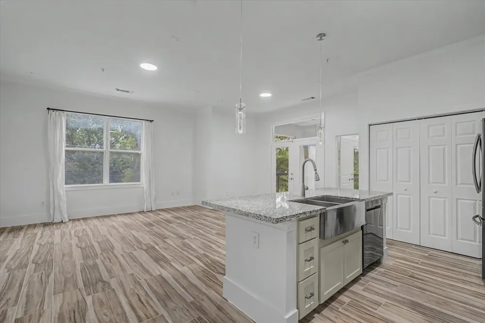 300 St Joseph Parkway #124 Houston, TX 77002