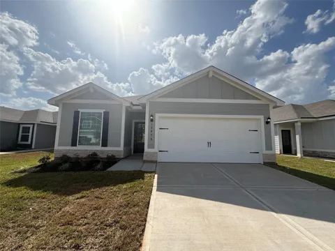 15875 Berry Hill Drive