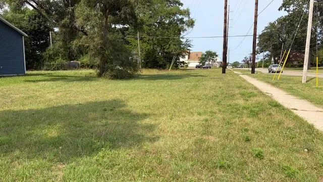 397 Marquette Avenue Muskegon, MI 49442