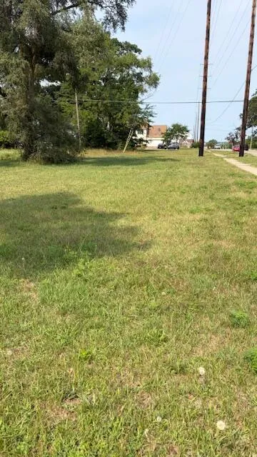 397 Marquette Avenue Muskegon, MI 49442