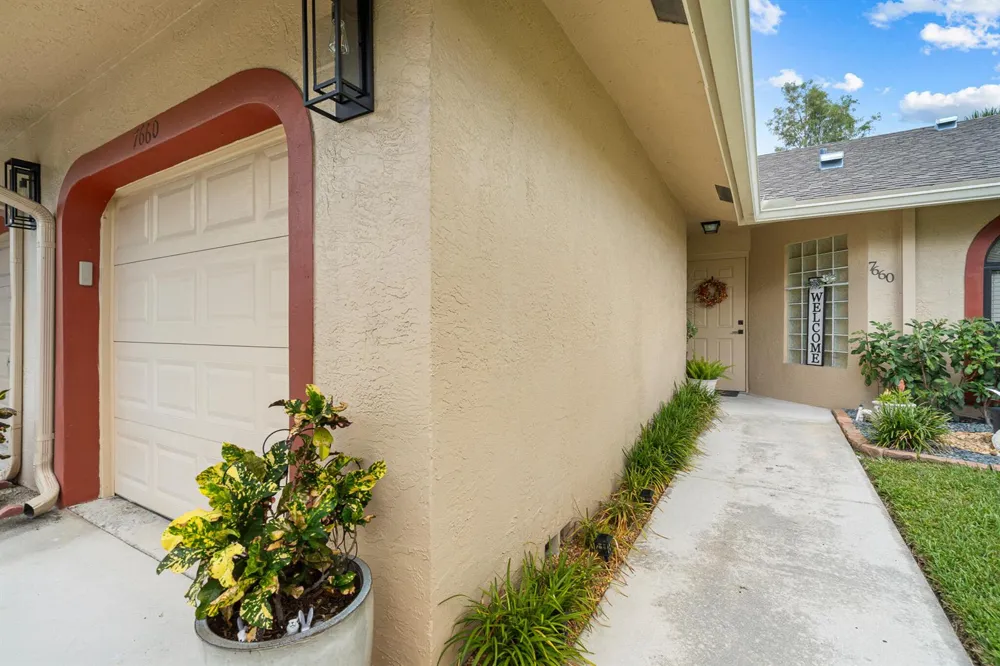 7660 NW 96TH TERRACE Tamarac, FL 33321