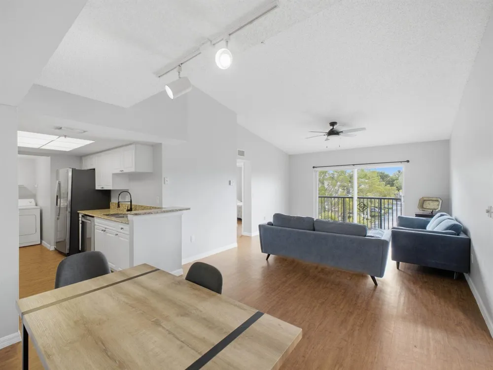 900 CRESTWOOD COURT S #920 Royal Palm Beach, FL 33411