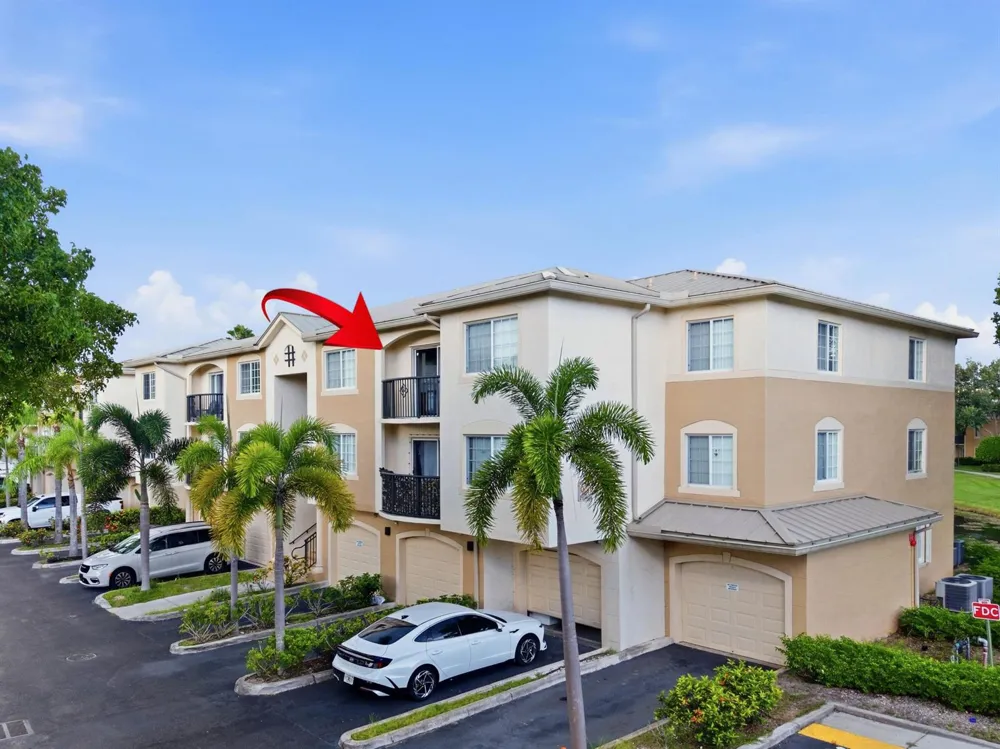 900 CRESTWOOD COURT S #920 Royal Palm Beach, FL 33411