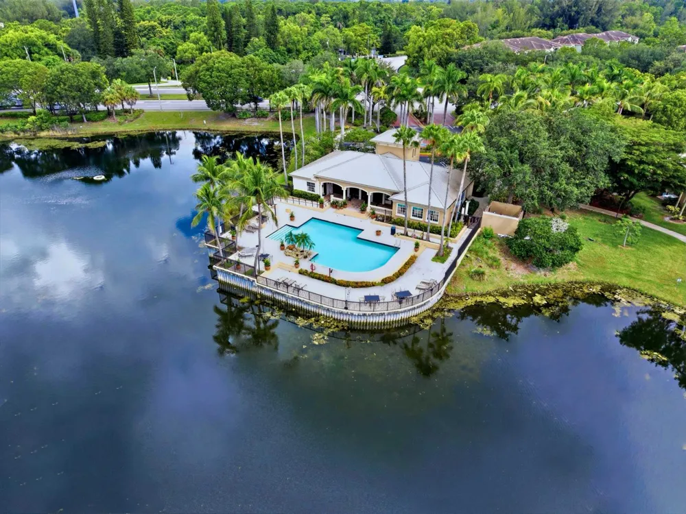 900 CRESTWOOD COURT S #920 Royal Palm Beach, FL 33411