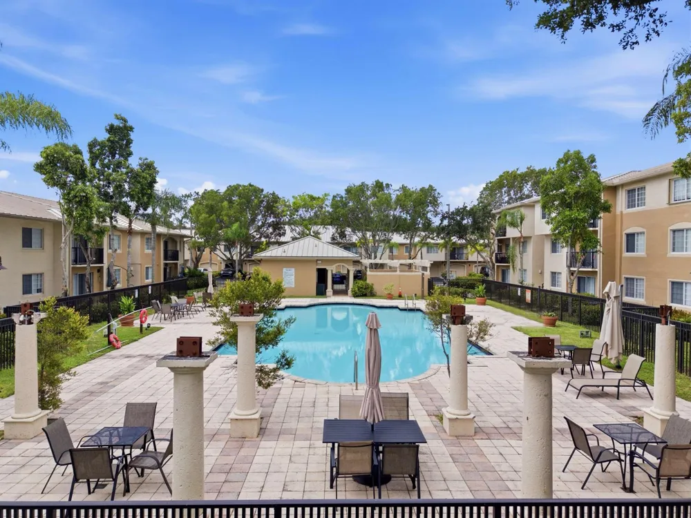 900 CRESTWOOD COURT S #920 Royal Palm Beach, FL 33411