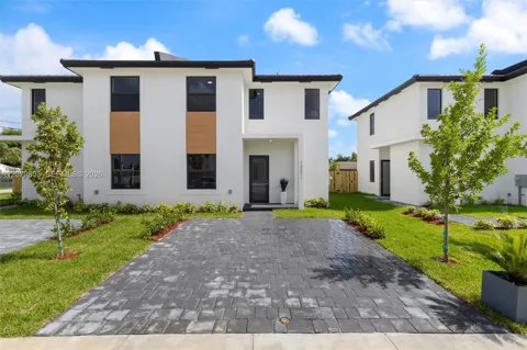 13371 SW 265th Terr