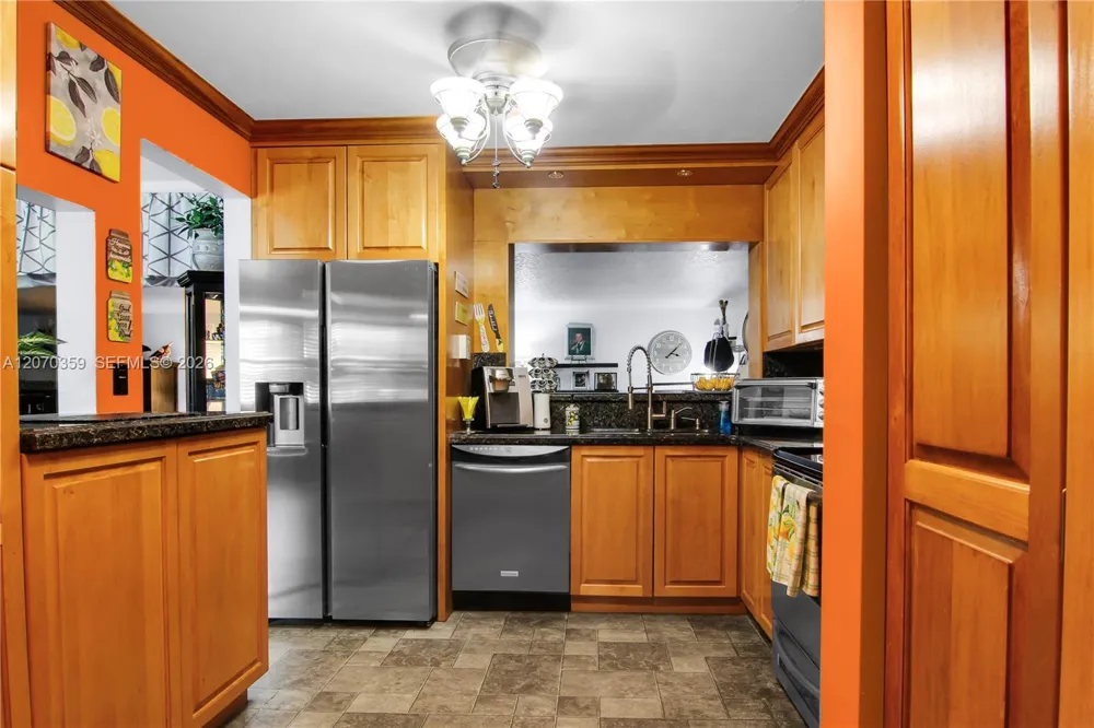 7690 NW 16th Ct Pembroke Pines, FL 33024