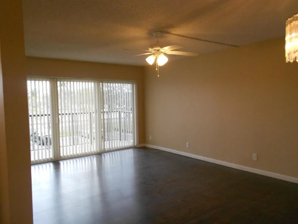 8977 Wiles Road #203 Coral Springs, FL 33067