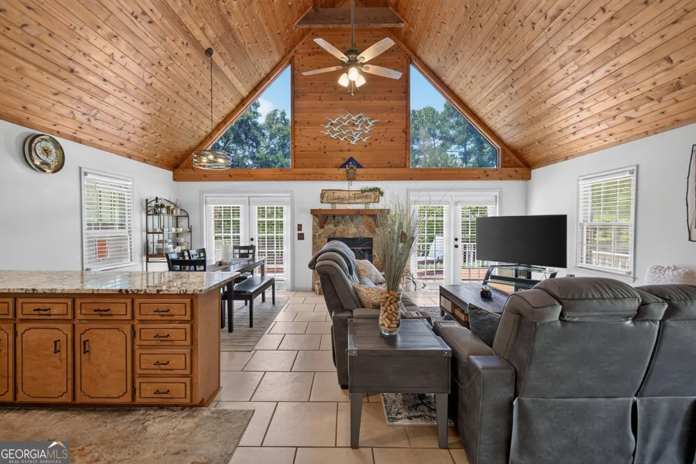 1271 Pullman CIR Greensboro, GA 30642