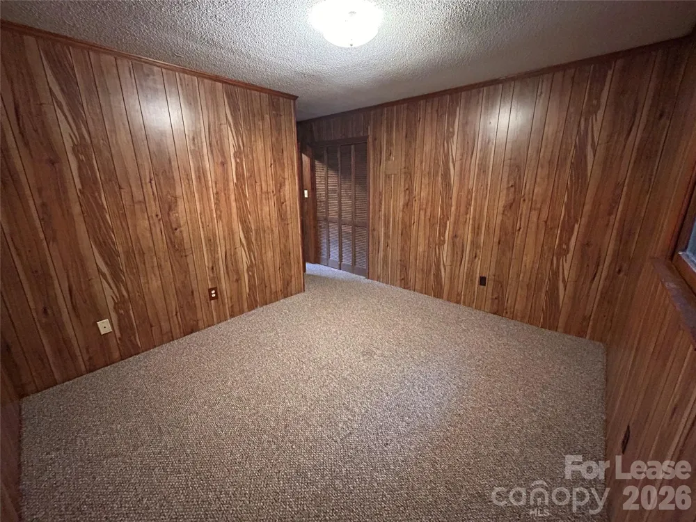 179 Sunny Hill Drive Lincolnton, NC 28092