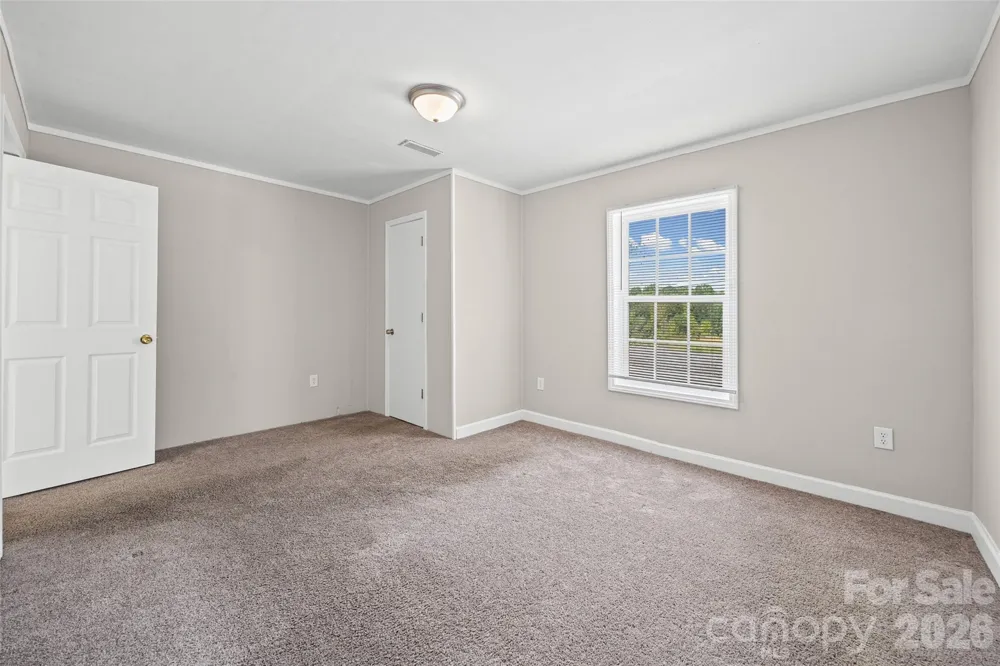195 Moda Road Blacksburg, SC 29702