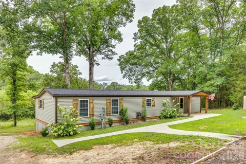 7274 Charlotte Highway