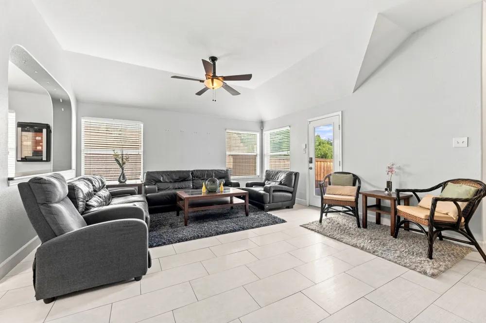 4849 Summer Oaks Lane Fort Worth, TX 76123