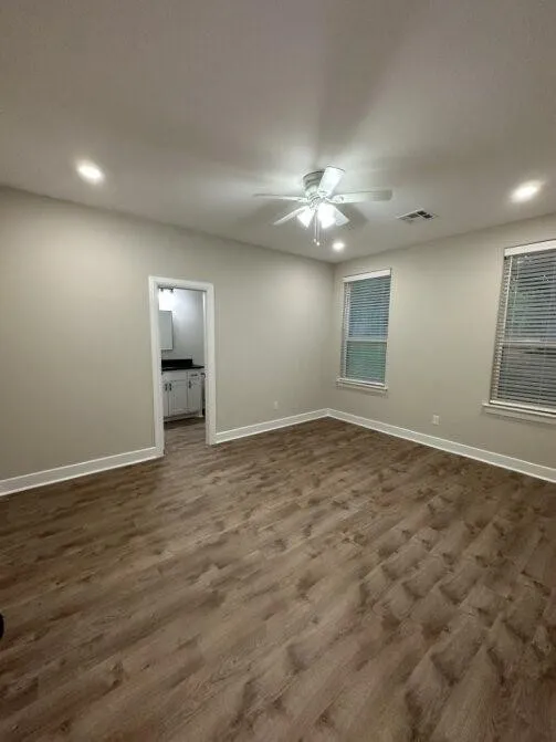 914 W Baker Street Denison, TX 75020