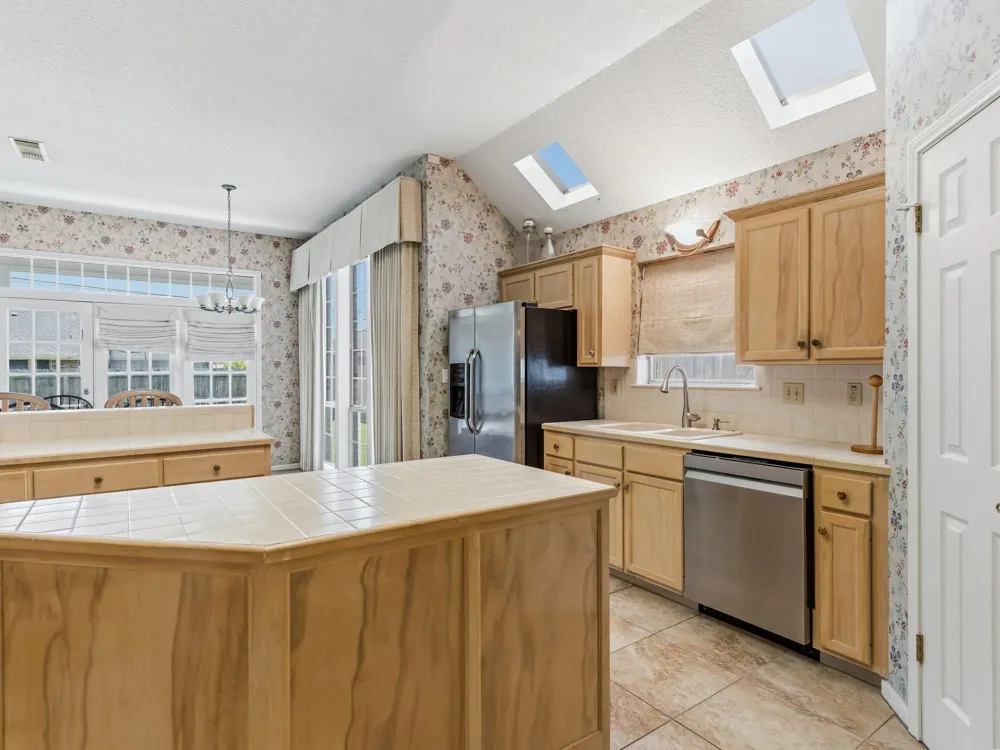 2107 Avenue K Nederland, TX 77627