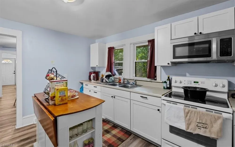 1207 Vernon Place High Point, NC 27260
