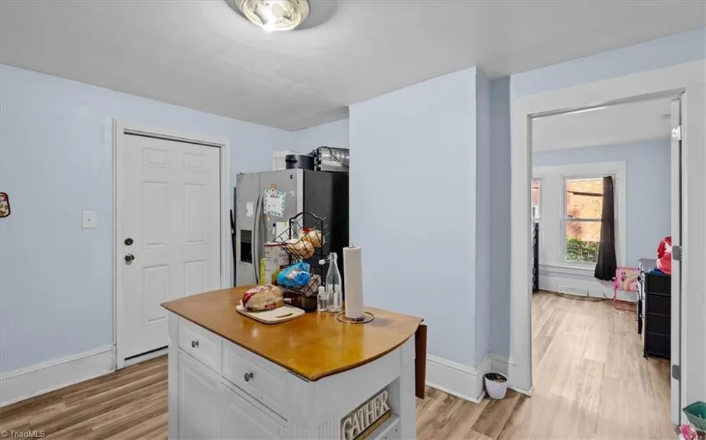 1207 Vernon Place High Point, NC 27260