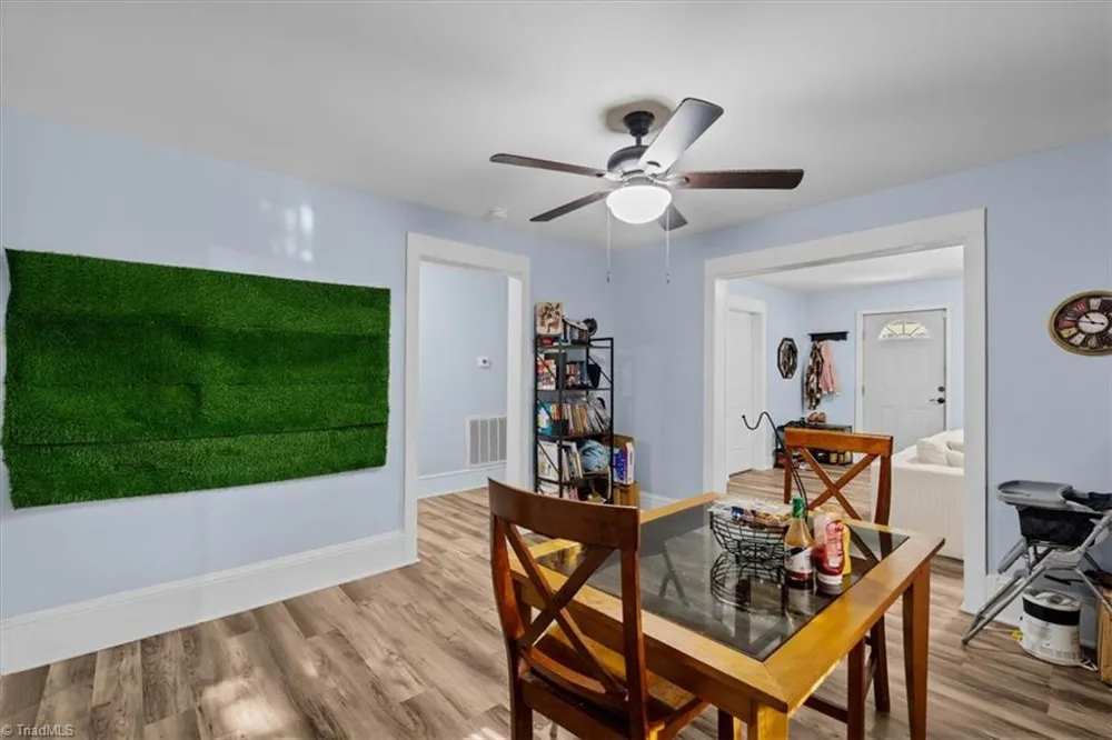 1207 Vernon Place High Point, NC 27260