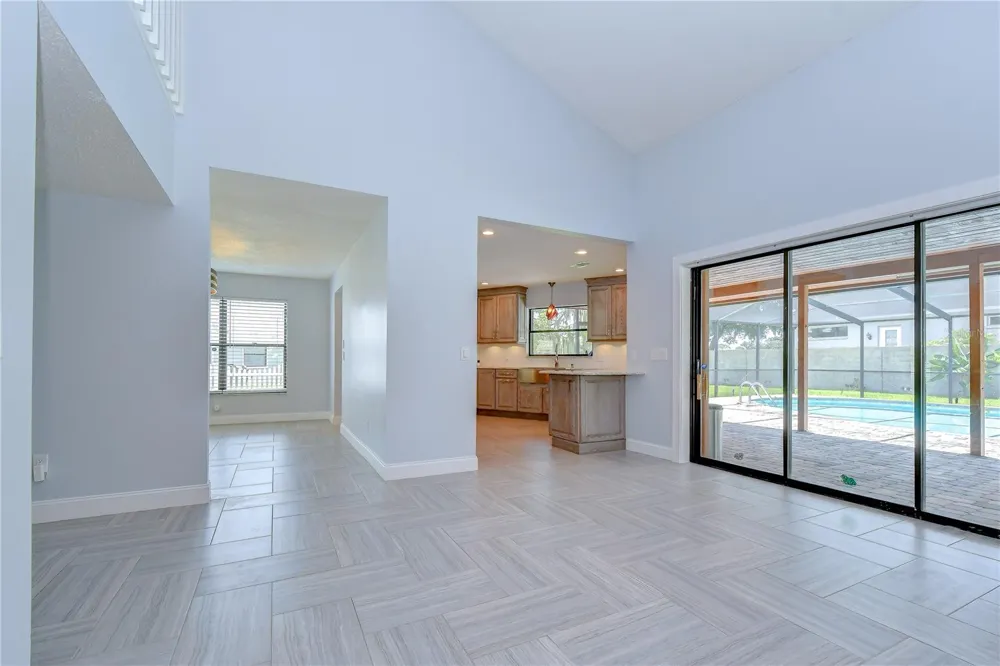 1224 RAINBROOK CIRCLE Valrico, FL 33596