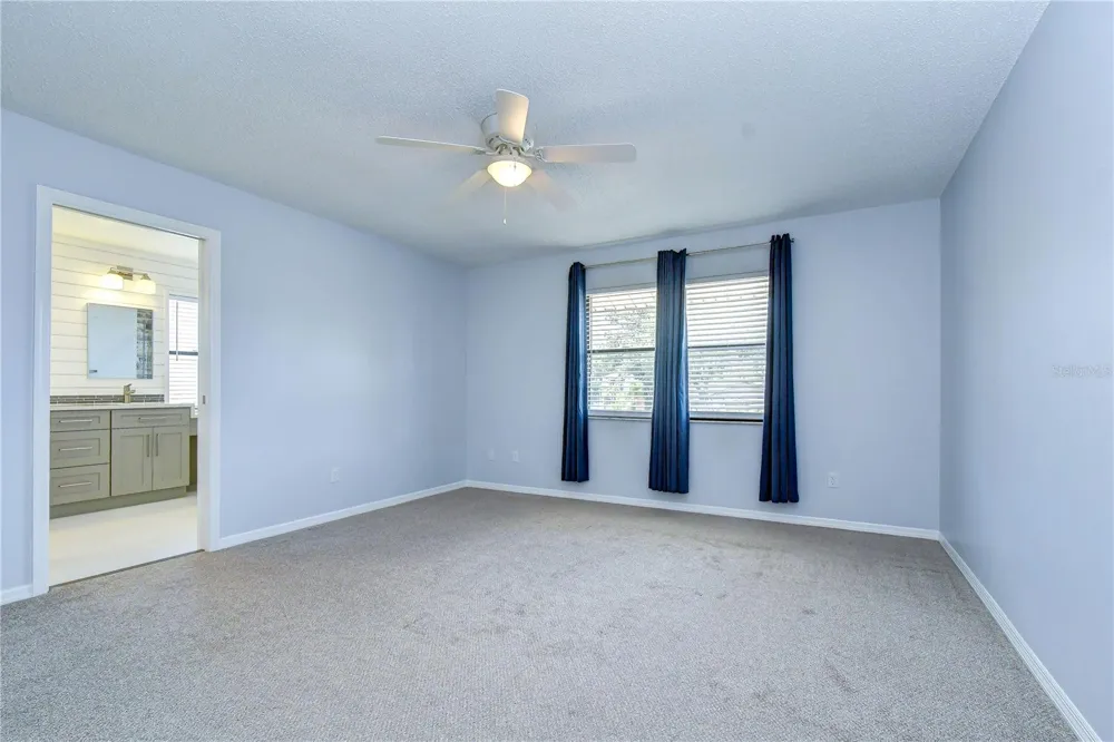 1224 RAINBROOK CIRCLE Valrico, FL 33596