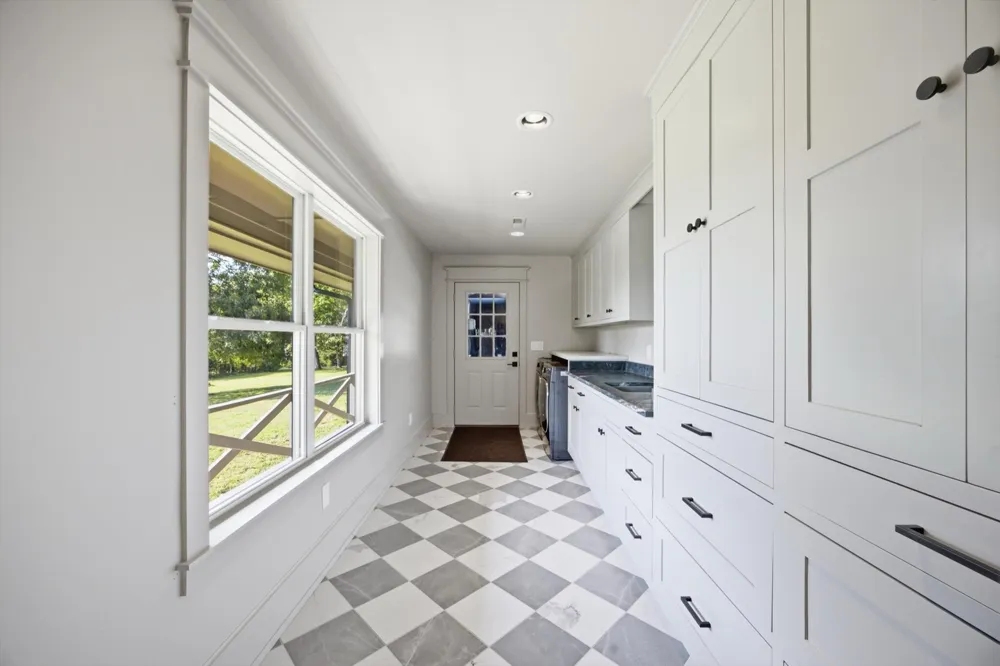 965 Lofton Lane Chickamauga, GA 30707