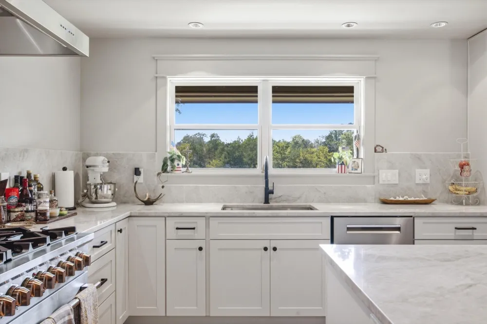 965 Lofton Lane Chickamauga, GA 30707