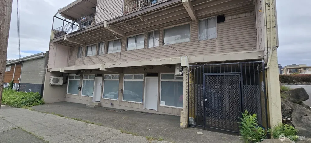 4213 Winslow Place Seattle, WA 98103