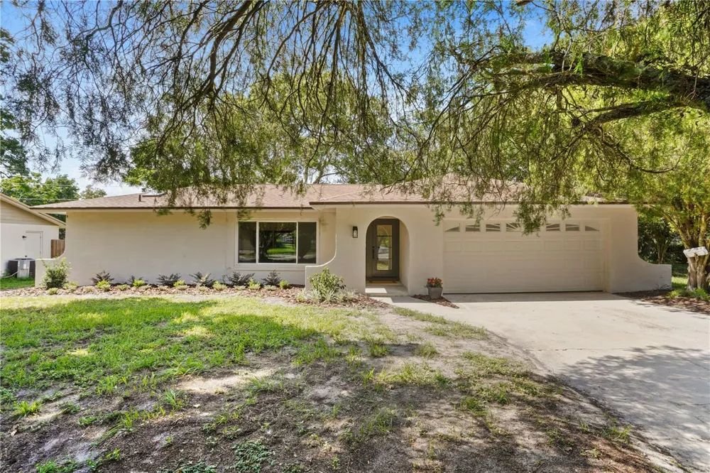 1201 AVALON BOULEVARD Casselberry, FL 32707