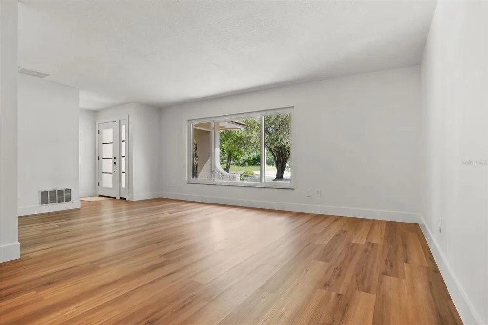 1201 AVALON BOULEVARD Casselberry, FL 32707