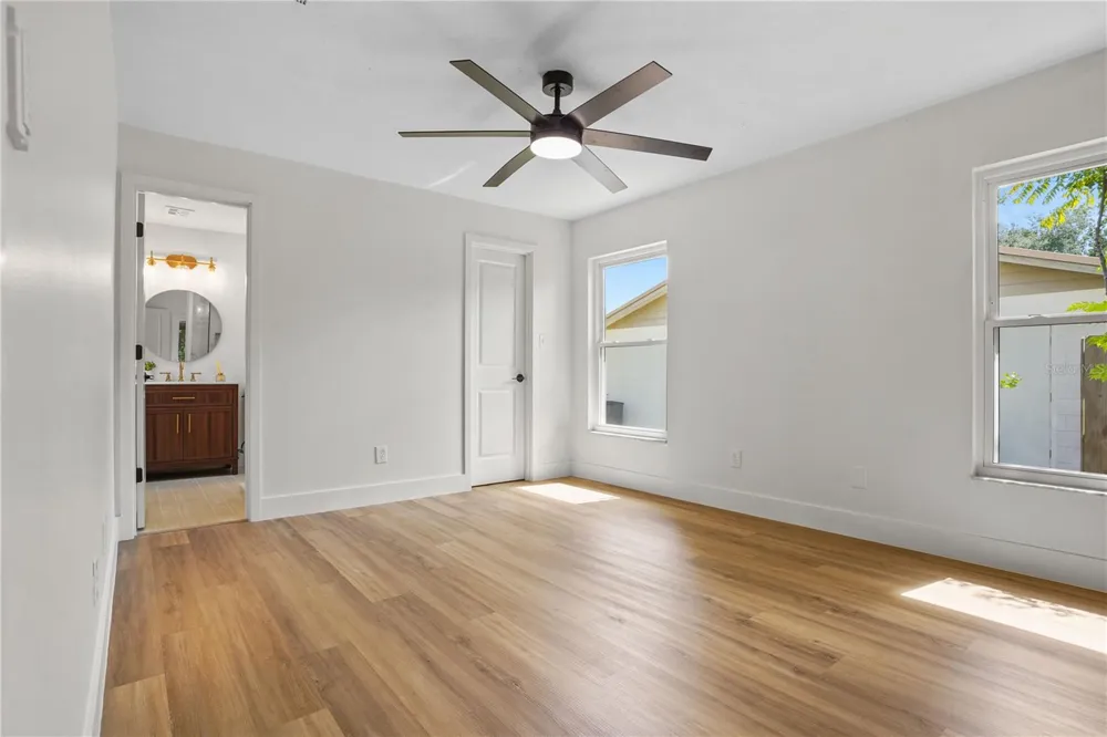 1201 AVALON BOULEVARD Casselberry, FL 32707