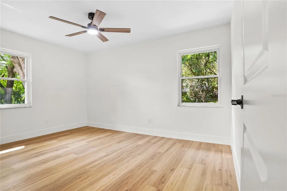 1201 AVALON BOULEVARD Casselberry, FL 32707